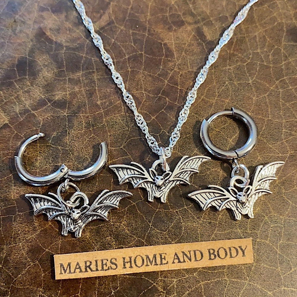 Bat Jewelry Set 925 silver S925 necklace cutie cuffs French clip hoop earrings
